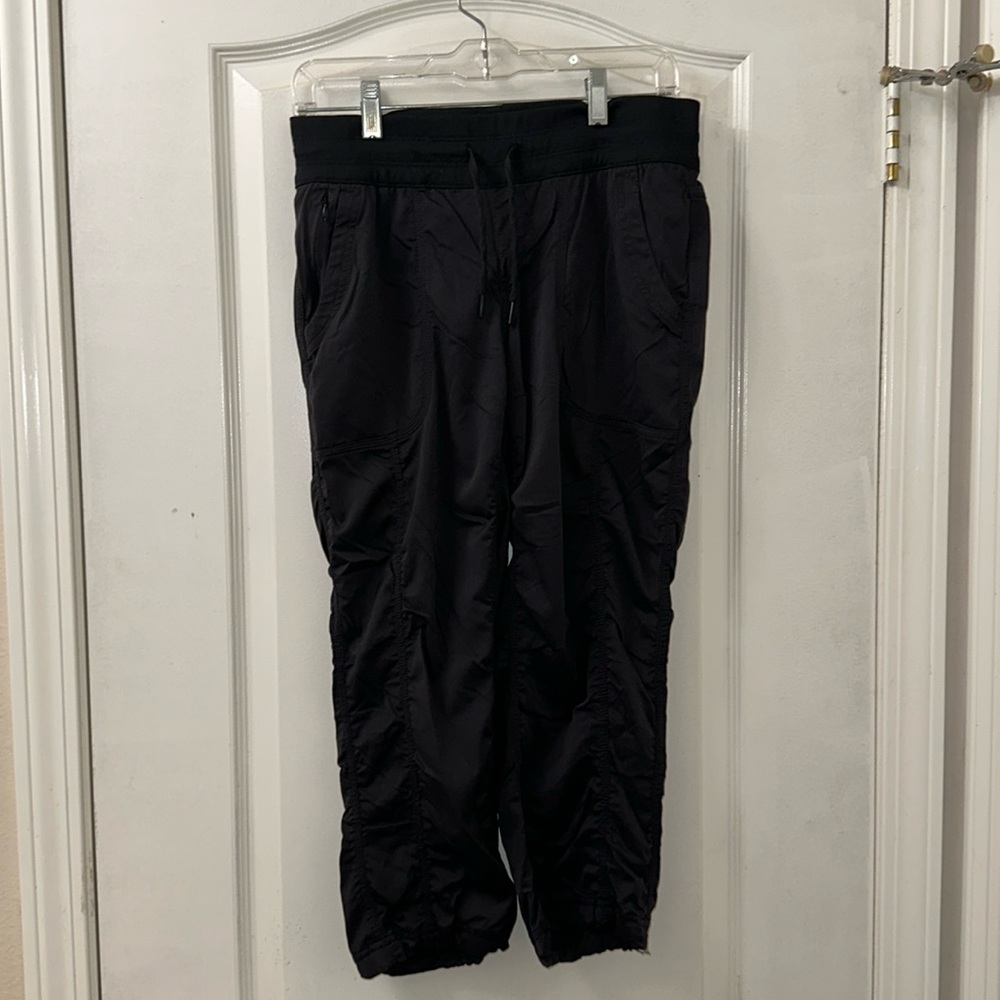 The North Face Aphrodite 2.0 Pants Womens Black Hiking Ruched Stretch Nylon